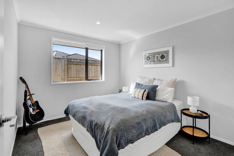 Photo of property in 60 Magnolia Drive, Westown, New Plymouth, 4310