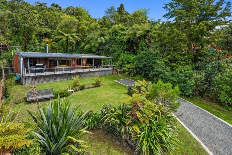 Photo of property in 272 Spencer Road, Lake Tarawera, Rotorua, 3076