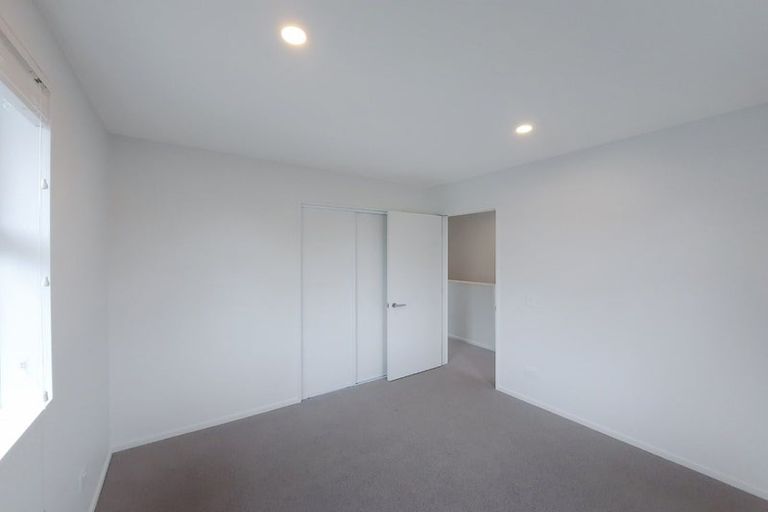 Photo of property in 2/63 Hills Road, Edgeware, Christchurch, 8013