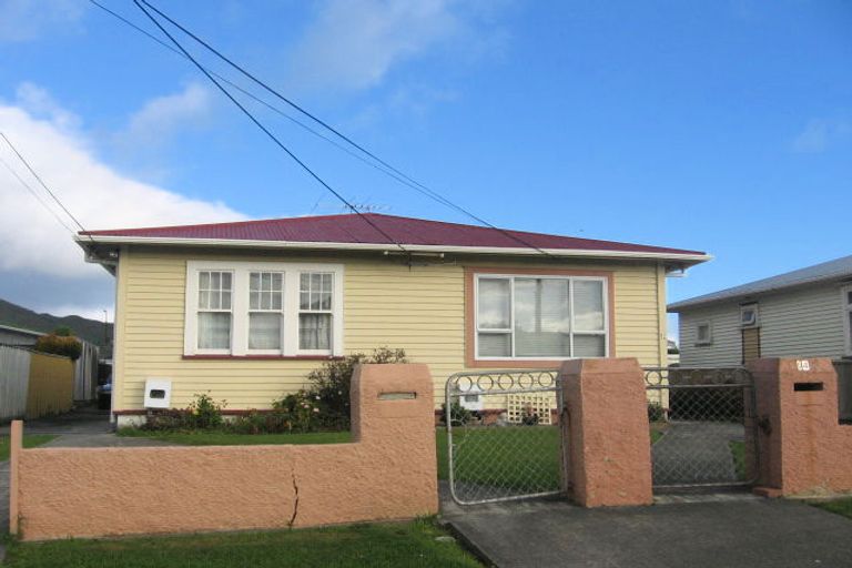 Photo of property in 14a Douglas Street, Waiwhetu, Lower Hutt, 5010
