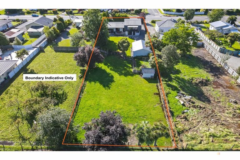 Photo of property in 92 Cox Street, Geraldine, 7930