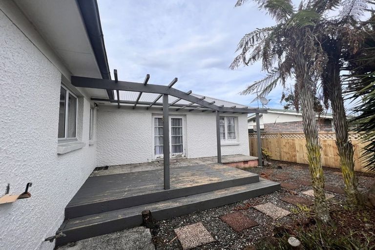 Photo of property in 8a Helvetia Road, Pukekohe, 2120