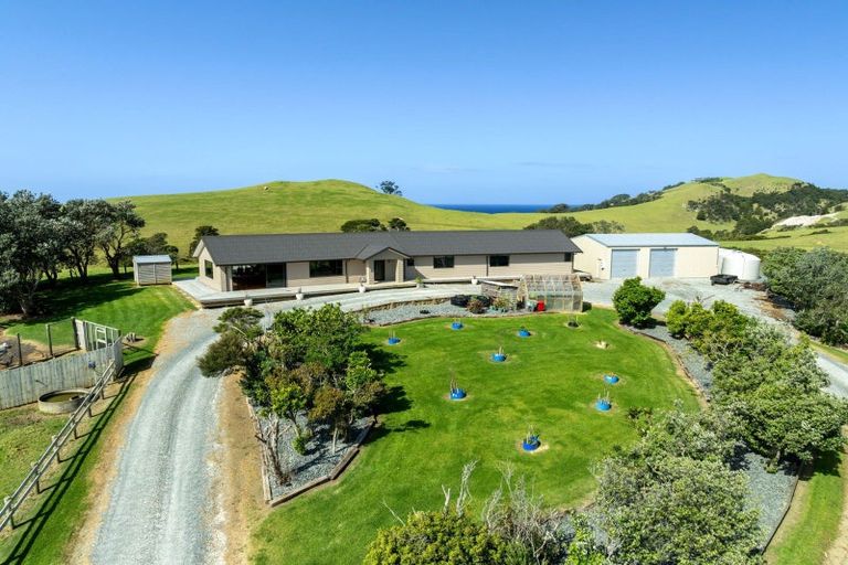 Photo of property in 55 Harambee Road, Taiharuru, Onerahi, 0192