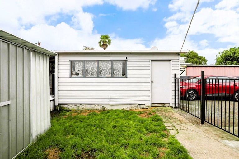 Photo of property in 2a Mathew Street, Dannevirke, 4930