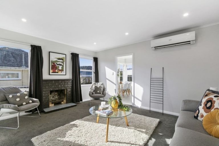 Photo of property in 5 Ngaio Street, Wainuiomata, Lower Hutt, 5014