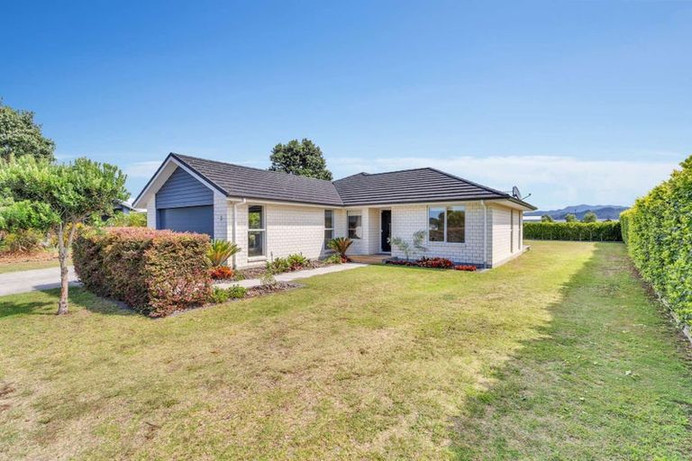 Photo of property in 3 Bravo Place, Whitianga, 3510