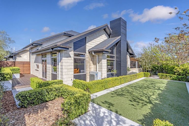 Photo of property in 1 Bancroft Place, Parklands, Christchurch, 8083