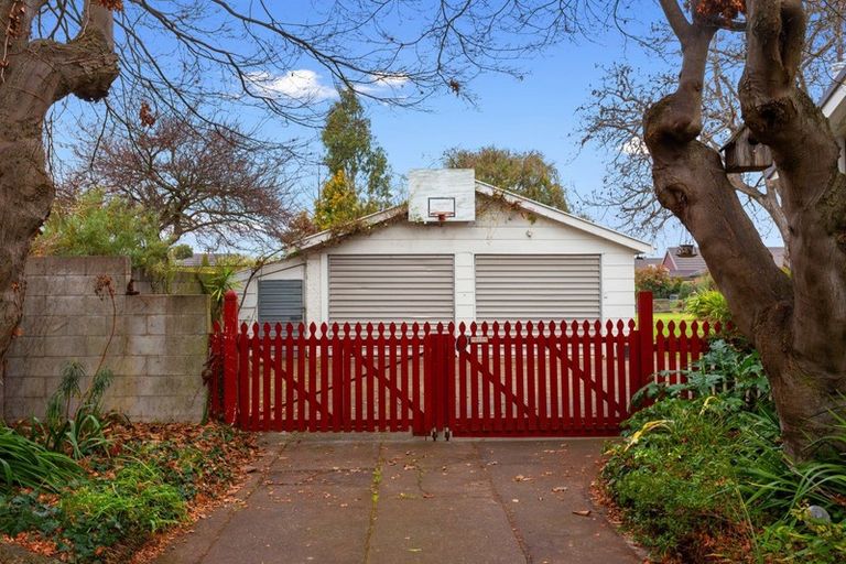 Photo of property in 115 Kippenberger Avenue, Rangiora, 7400