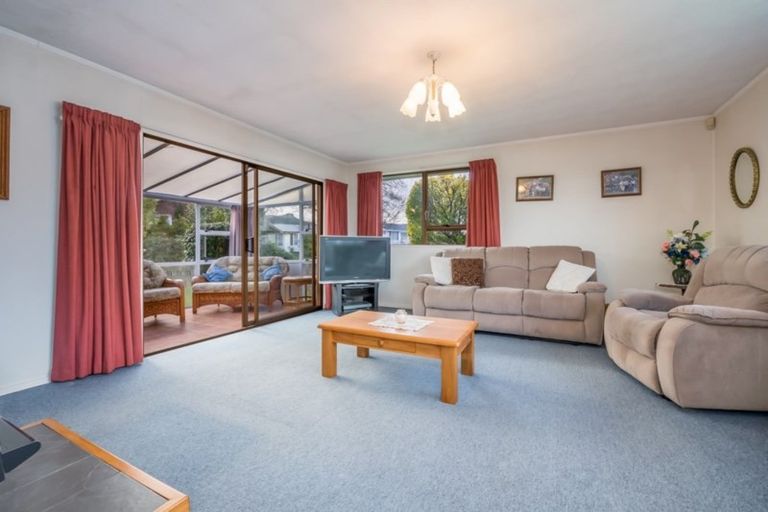 Photo of property in 70 California Drive, Totara Park, Upper Hutt, 5018