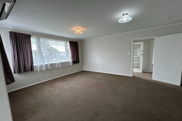 Photo of property in 2 Boon Street, Manurewa, Auckland, 2102