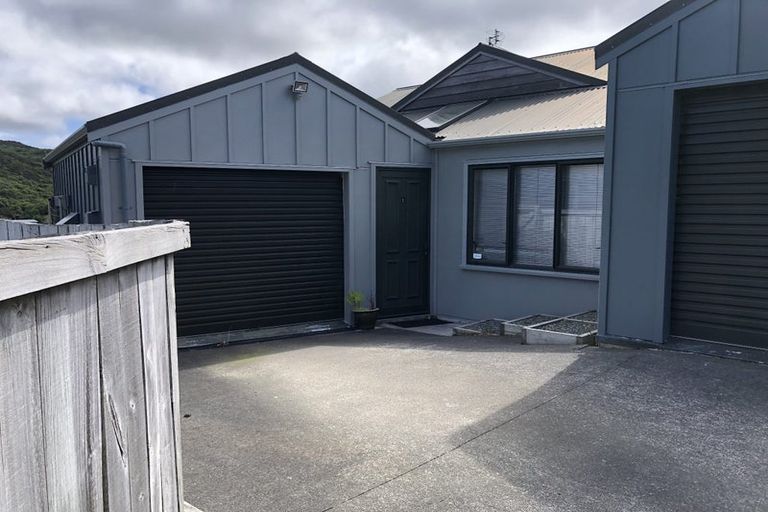 Photo of property in 1 Lydia Way, Karori, Wellington, 6012
