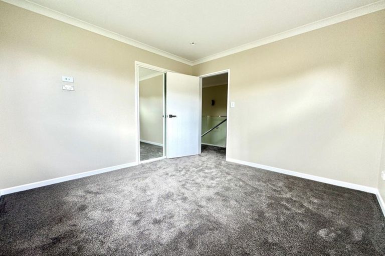 Photo of property in 8b Kelvyn Grove, Hillpark, Auckland, 2102