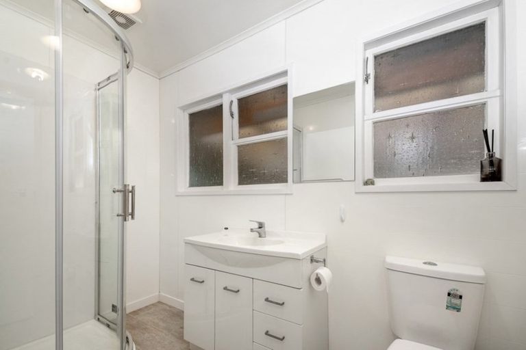 Photo of property in 10 Turquoise Place, Pukehangi, Rotorua, 3015