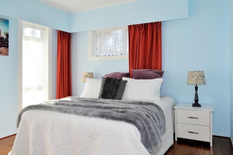 Photo of property in 1/188 Clovelly Road, Bucklands Beach, Auckland, 2012