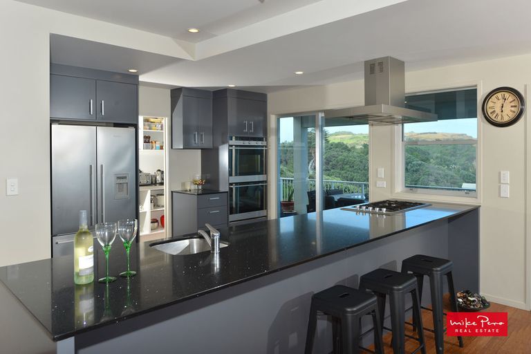 Photo of property in 20 Coates Avenue, Baylys Beach, Dargaville, 0377