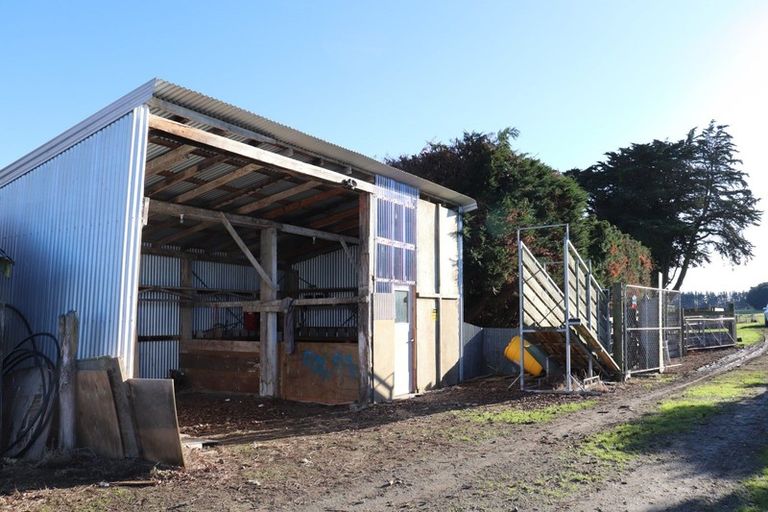 Photo of property in 19 Lake Road, Longbush, Invercargill, 9871