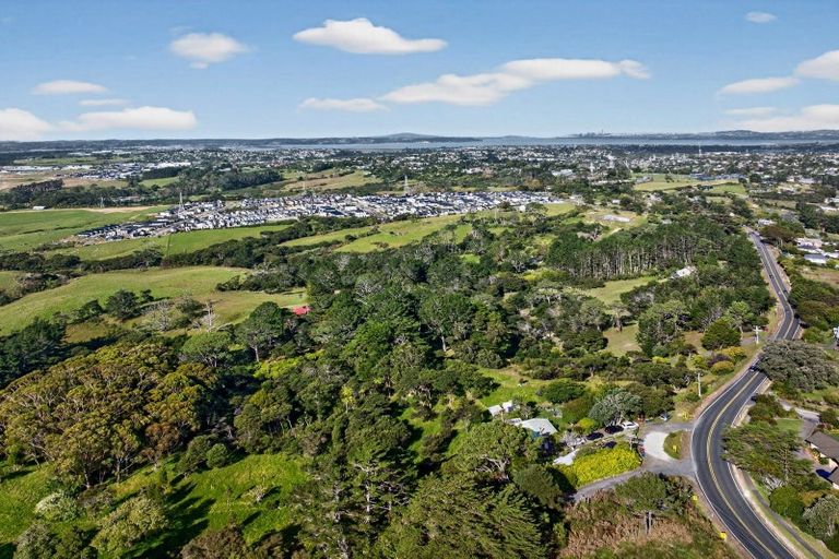 Photo of property in 55 Red Hills Road, Massey, Auckland, 0614