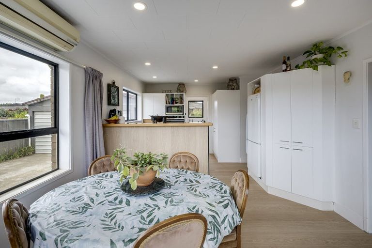 Photo of property in 52 Guppy Road, Greenmeadows, Napier, 4112