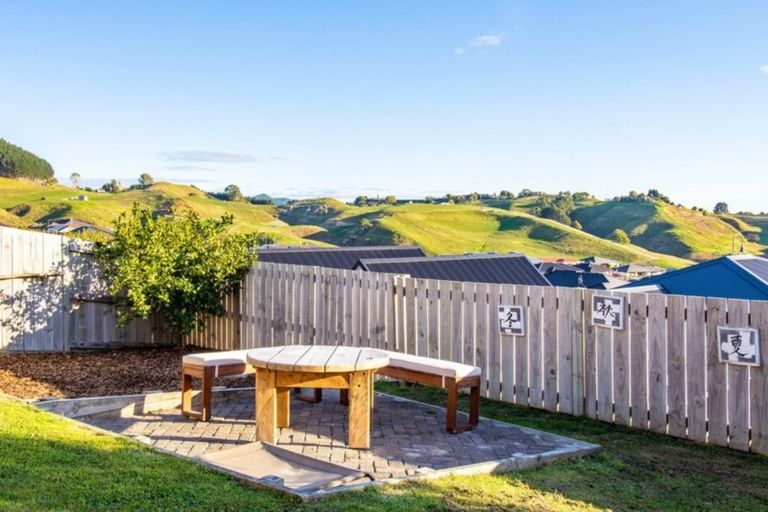 Photo of property in 188 Waikite Road, Welcome Bay, Tauranga, 3175