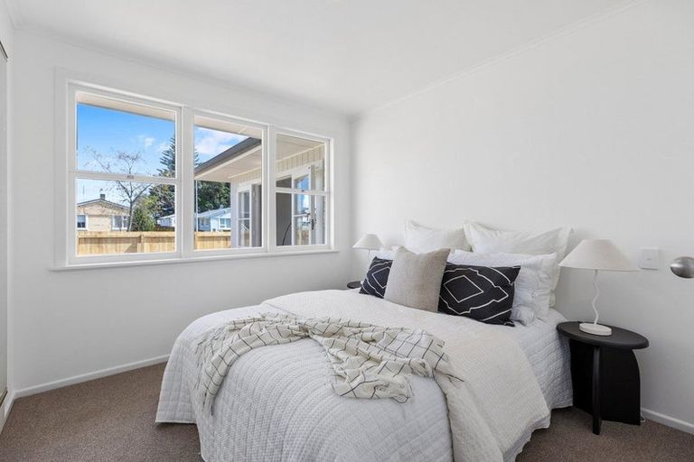 Photo of property in 8 Henderson Crescent, Parkvale, Tauranga, 3112