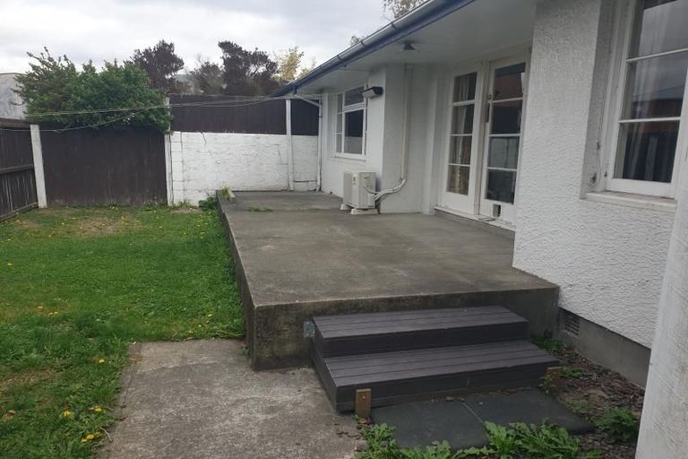 Photo of property in 15a Northcote Road, Northcote, Christchurch, 8052