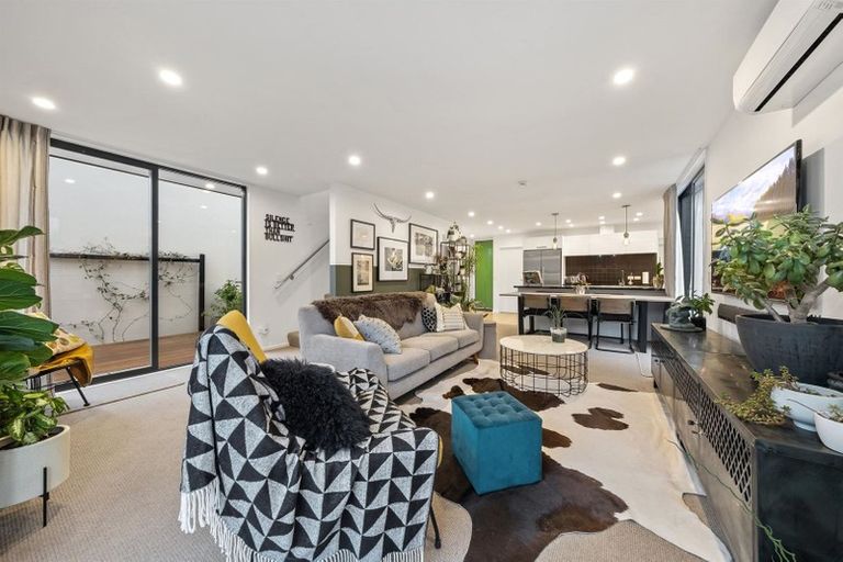 Photo of property in 4/12 Southey Street, Sydenham, Christchurch, 8023