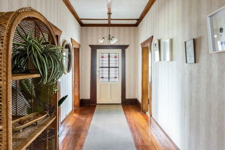 Photo of property in 163 Georges Drive, Napier South, Napier, 4110