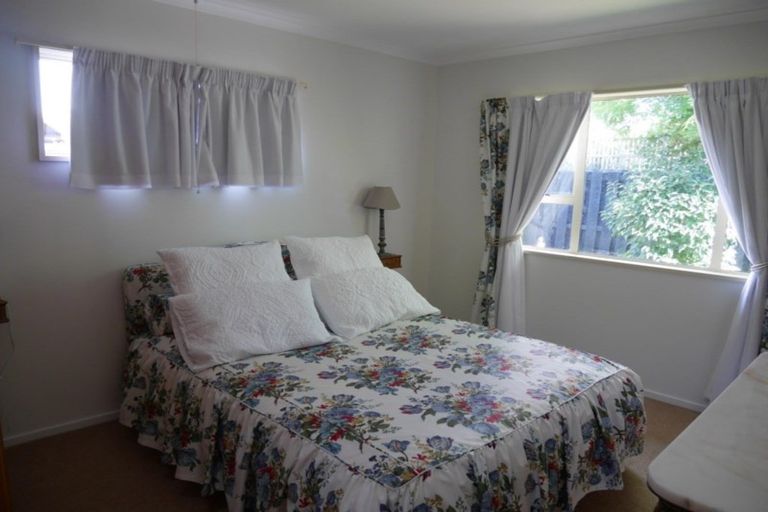 Photo of property in 1/3 Centaurus Road, Cashmere, Christchurch, 8022