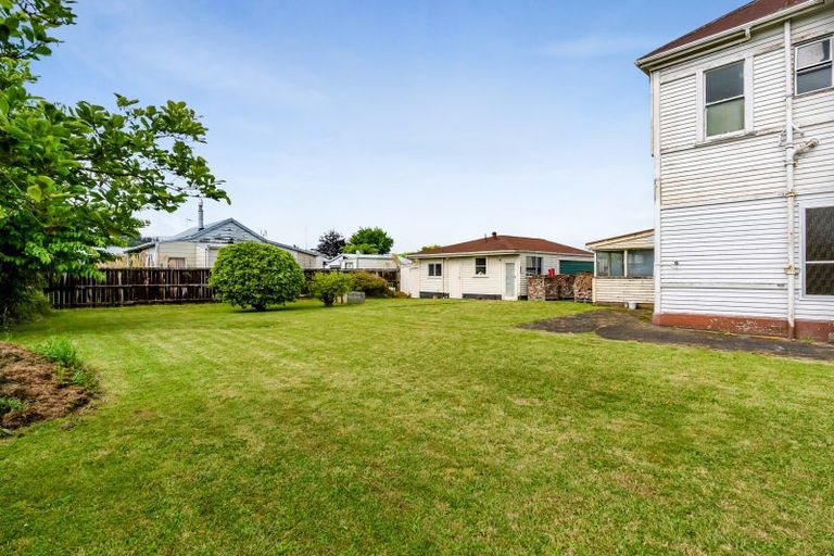 Photo of property in 3 Carrington Street, Inglewood, 4330