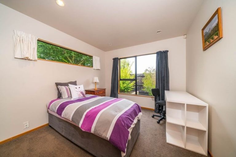 Photo of property in 21 Craven Street, Sockburn, Christchurch, 8042