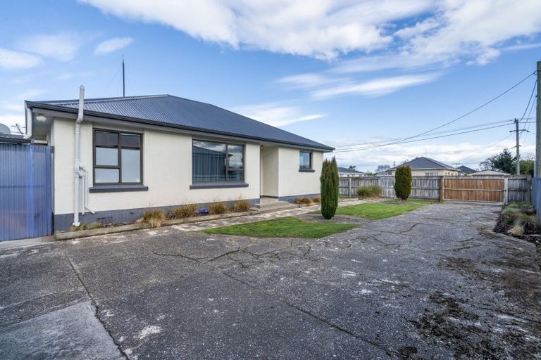 Photo of property in 69 Stobo Street, Grasmere, Invercargill, 9810