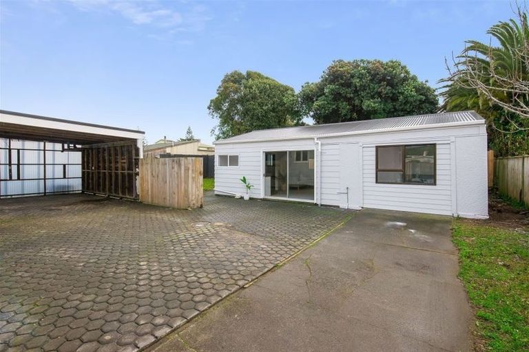 Photo of property in 39 Moana Street, Otaki Beach, Otaki, 5512