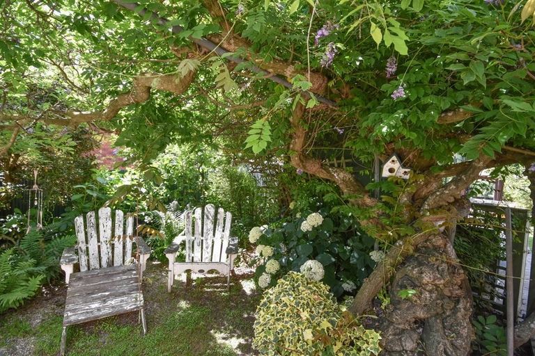 Photo of property in 31 Holyhead Street, Outram, 9019