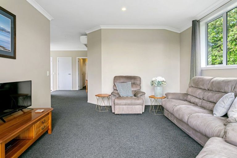 Photo of property in 38 Kenrigg Road, Kinloch, Taupo, 3377