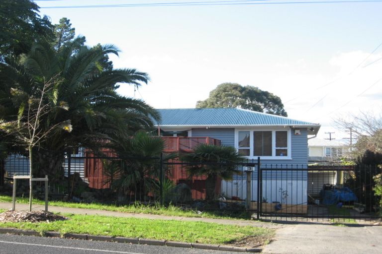 Photo of property in 40 Friedlanders Road, Manurewa, Auckland, 2102