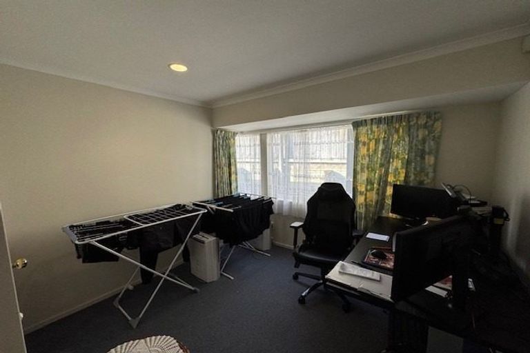 Photo of property in 18 Lizzie Lane, Clover Park, Auckland, 2019