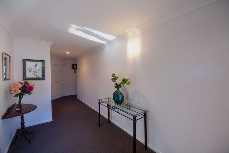 Photo of property in 143 Westchester Drive, Churton Park, Wellington, 6037