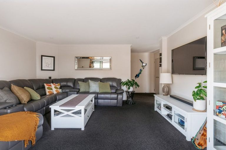 Photo of property in 56 Fairfax Crescent, Pyes Pa, Tauranga, 3112