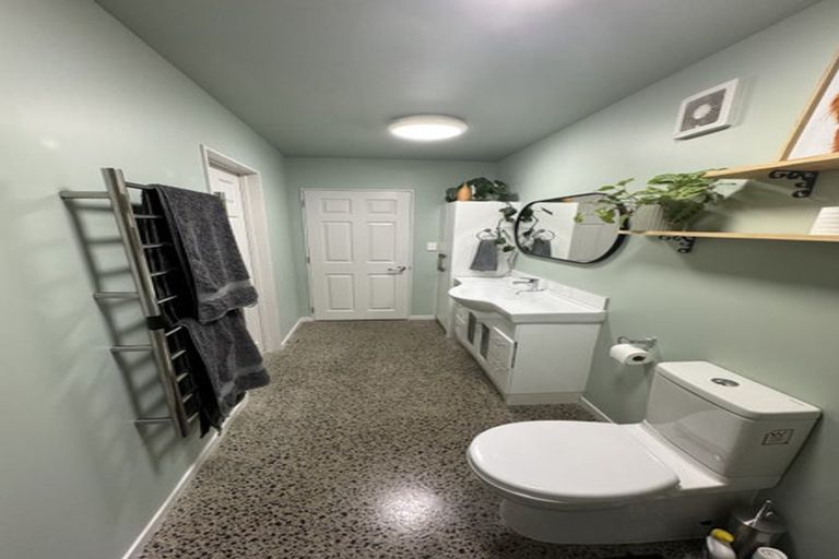 Photo of property in 69a Waipa Street, Birkenhead, Auckland, 0626