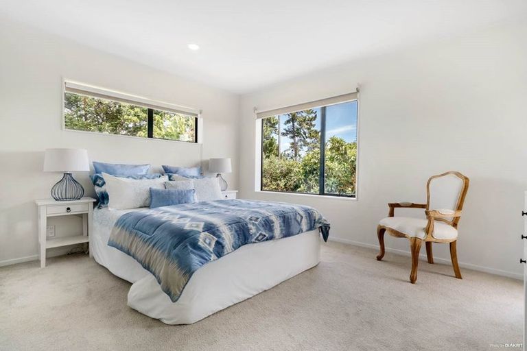 Photo of property in 189 Burswood Drive, Burswood, Auckland, 2013