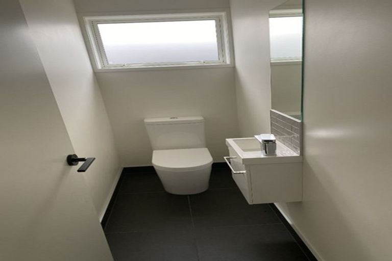 Photo of property in 11 Bale Way, Pukekohe, 2120