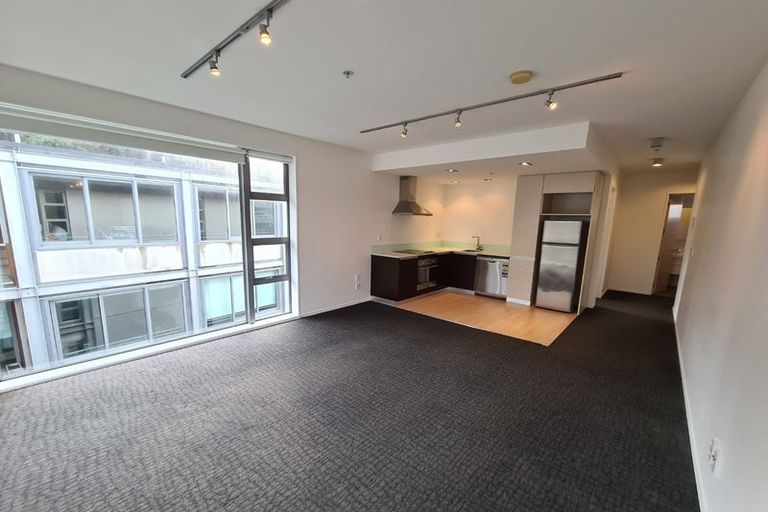 Photo of property in Revolucion Apartments, 401n/28 Torrens Terrace, Mount Cook, Wellington, 6011