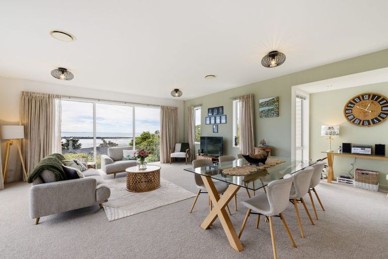 Photo of property in 105 Major Hornbrook Road, Mount Pleasant, Christchurch, 8081