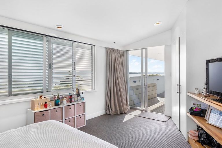 Photo of property in 82 Ardern Avenue, Stanmore Bay, Whangaparaoa, 0932