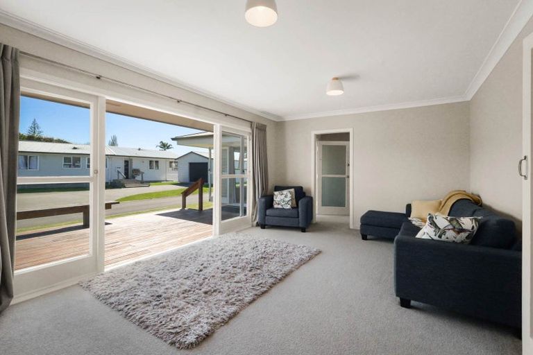Photo of property in 15a Sandleigh Drive, Athenree, Katikati, 3177
