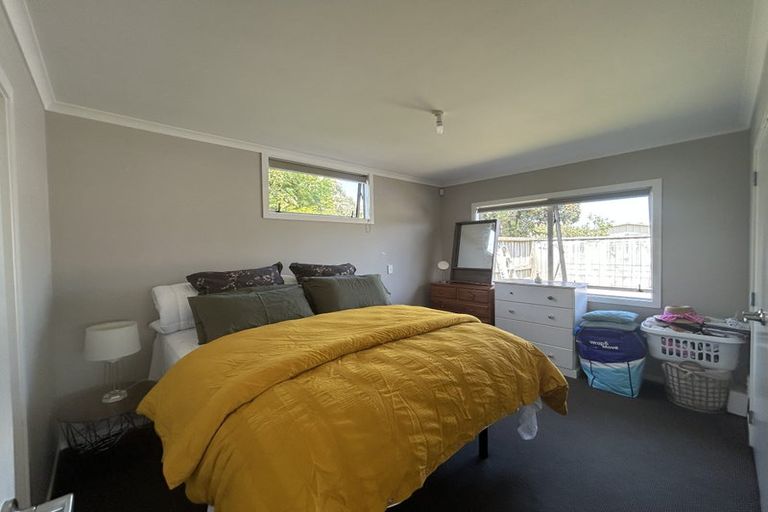 Photo of property in 33 Aparima Avenue, Miramar, Wellington, 6022