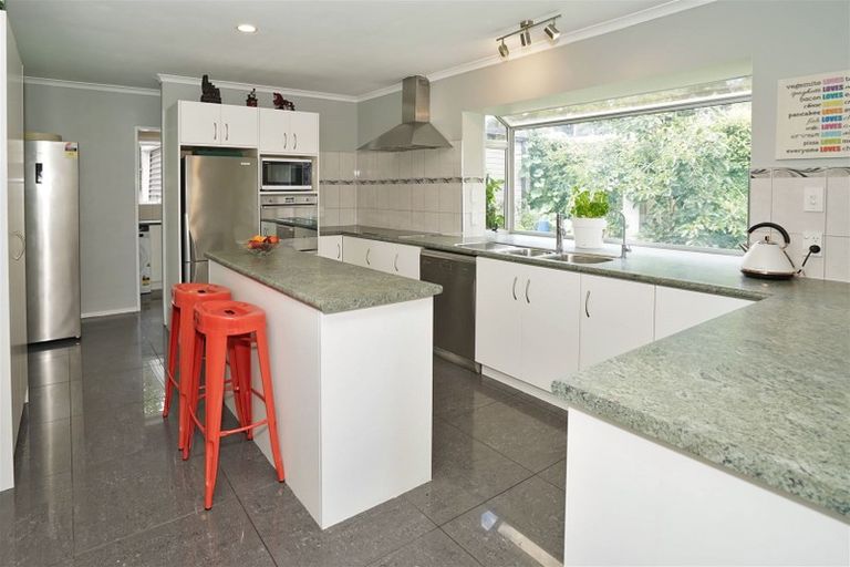 Photo of property in 35 Balfour Crescent, Riverlea, Hamilton, 3216