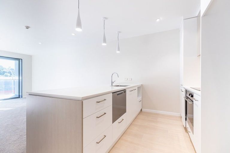 Photo of property in The Victor, 202/4 Bute Road, Browns Bay, Auckland, 0630