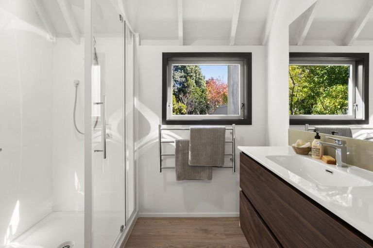 Photo of property in 25 Muritai Crescent, Havelock North, 4130