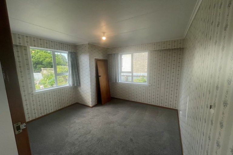 Photo of property in 32 Watene Crescent, Waitara, 4320